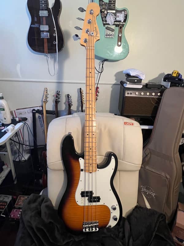 Fender Select Precision Bass 2012 - 2-Color Sunburst image 1
