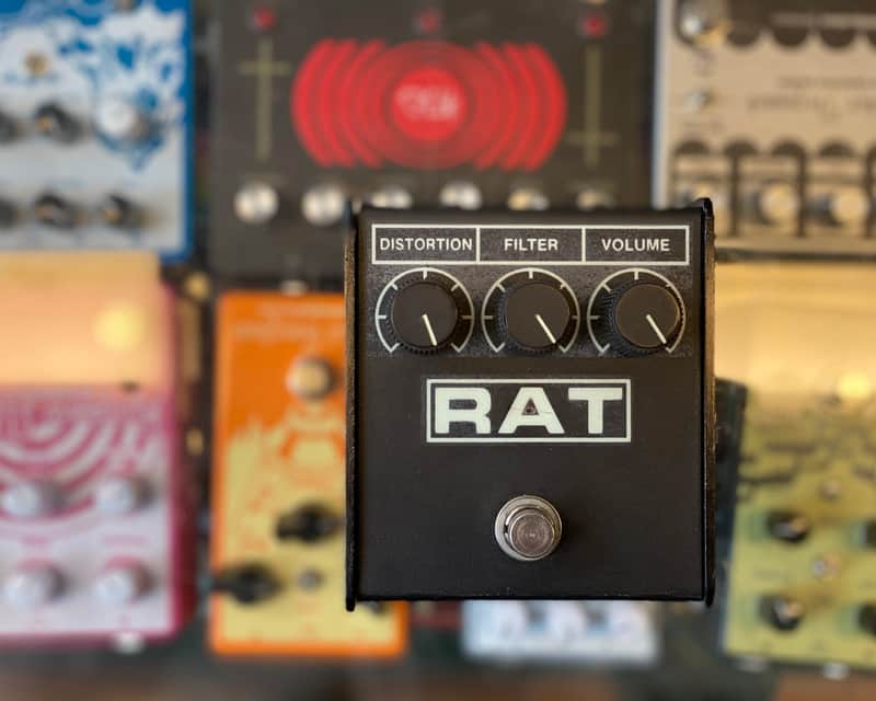 1988 Pro Co RAT (RAT2) - Version 4 Flatbox by Woodcutter w/ Green