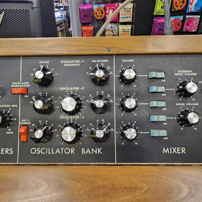 Moog Minimoog Model D 44-Key Monophonic Synthesizer 1971 - 1982 - Black / Wood image 12