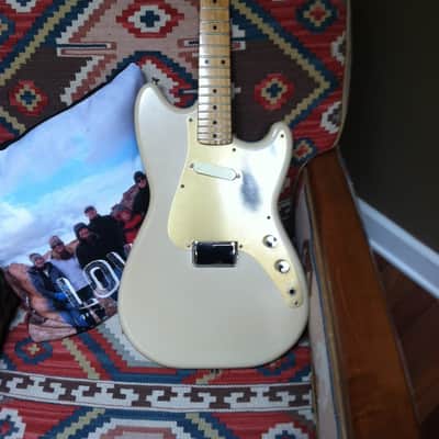 Fender Musicmaster 1958 Aged White image 1