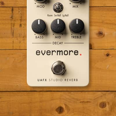 Universal Audio Evermore Studio Reverb Guitar Pedal image 1
