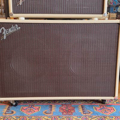 Fender Super-Sonic 22 2-Channel 22-Watt Guitar Amp Head Blonde w/ Matching Fender 2x12" Super-Sonic Cab, Footswitch & Dust Covers image 7