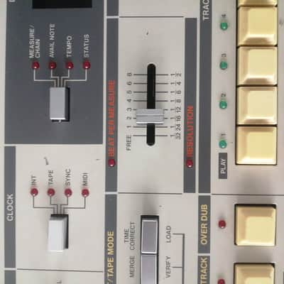 Roland MSQ-700 Multitrack Digital Keyboard Recorder 1984 - 1986 - Beige image 10