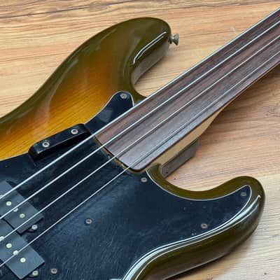 Fender Precision Bass Fretless  1978 image 9
