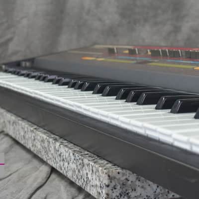 Roland JUNO-106 Programmable Polyphonic Synthesizer in Good condition image 3