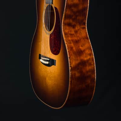 Bourgeois OMS DB Signature Figured Mahogany and Aged Tone Bearclaw Adirondack Spruce Sunburst Used (2022) image 13
