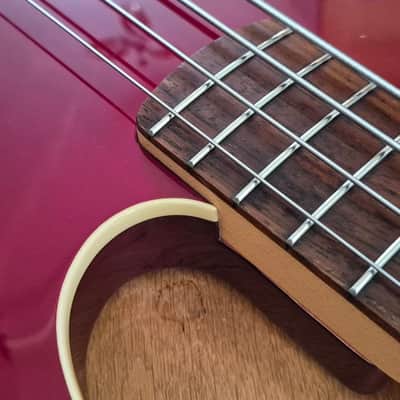 Fender Aerodyne Jazz 2005 - Candy Apple Red image 3