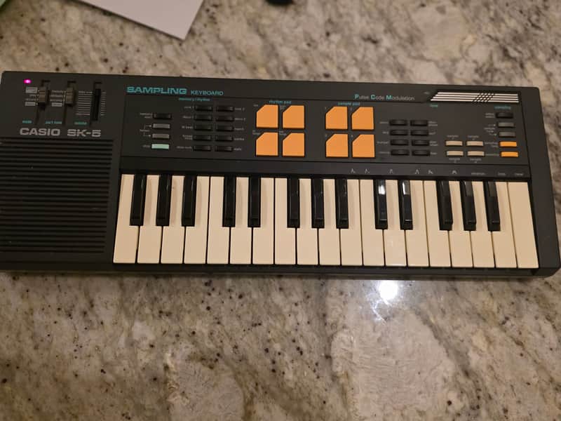 Casio SK-5 32-Key  Sampling Keyboard 1980s - Black image 1