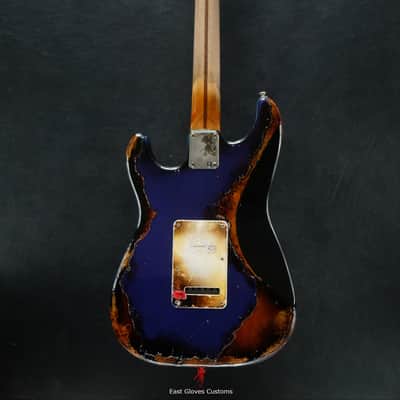 Fender Stratocaster Midnight Blue/Sunburst Heavy Aged Relic by East Gloves Customs image 2