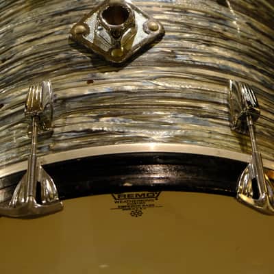 Ludwig 20x14" Bastrumma BOP 60s - Blue Oyster Pearl image 5