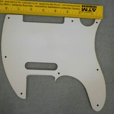 Unbranded 8-Hole Telecaster Pickguard Mid 2000s - Creme w/ Black Edges image 3