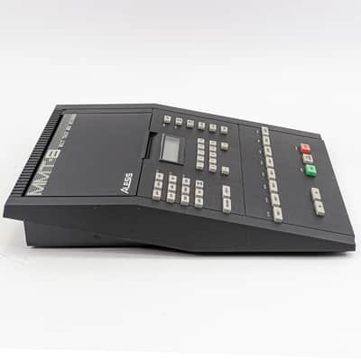 Alesis MMT-8 Multi Track MIDI Recorder for DAW-less Live Looping w/ PSU + VHS image 4