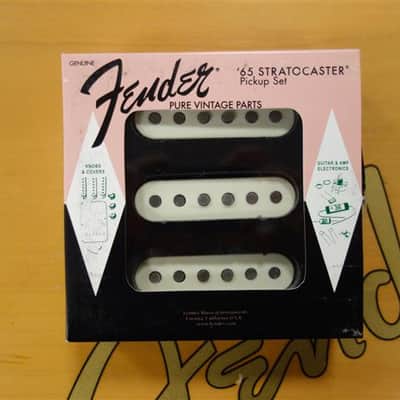 Fender Pure Vintage '65 Strat Pickup Set, Vintage White (3) image 2