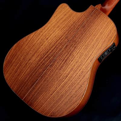 Taylor 710ce (2002 Made in the USA) Taylor Electro-Acoustic Acoustic Guitar [20020514120] (07/06) image 10