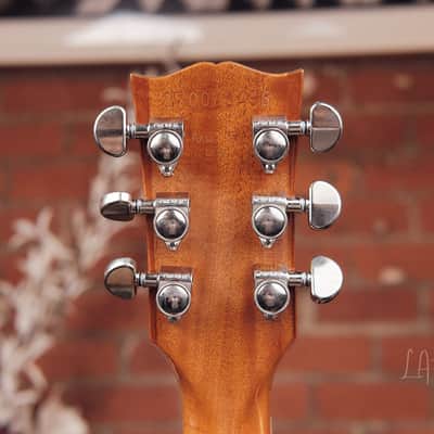 2012 Gibson Les Paul Classic - Goldtop with Bigsby! image 9