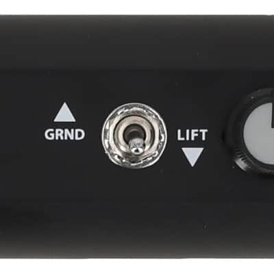 On-Stage DB100 Consumer to Pro DI Converts Audio to a Balanced Mic-level XLR out image 2