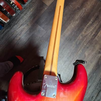 Fender MiM Stratocaster Deluxe image 6