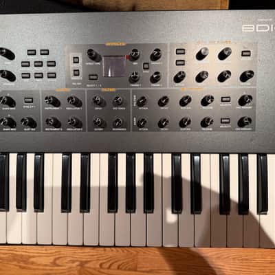 Sequential Prophet X 61-Key 16-Voice Polyphonic Synthesizer 2018 - Present Black image 2