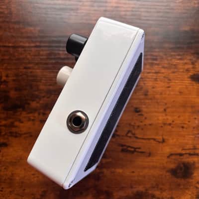 lightly-used & clean Electro-Harmonix Mel9 Tape Replay Machine 2016 - Present - White image 6