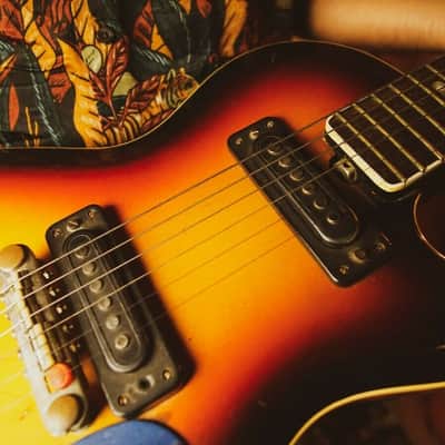 Musima Deluxe 25K GDR Rare Vintage Electric Guitar USSR DDR Les Paul image 4