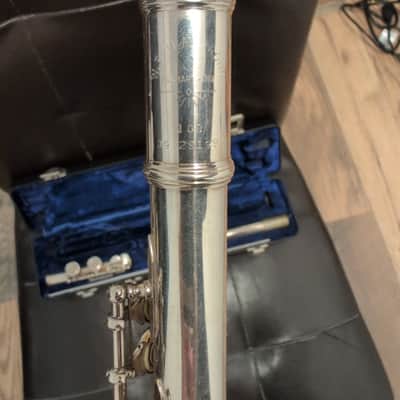 Armstrong 103 Student Model Open-Hole Flute with C Foot, - Silver-Plated image 6