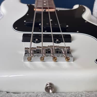 Fender American Performer Precision Bass (Arctic White) image 14