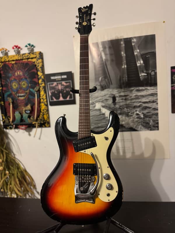 Mosrite Ventures 1964 - Sunburst image 1