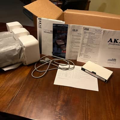 Akai DPS16 Recording Studio - Mint Vintage 24Bit-96KHZ Home Recording Unit. Comes with all the 90s promotionals. VHS, Multiple OEM Manuals, etc. (See Pics) image 6