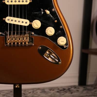 Fender Limited Edition Bruno Mars Stratocaster Signature - Maple Fingerboard, Mars Mocha image 3