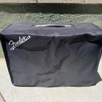 Fender '68 Custom Deluxe Reverb 2-Channel 22-Watt 1x12" Guitar Combo 2013 - Present - Black image 9