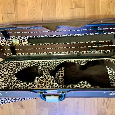 Koda Violin case, Leopard skin interior image 2