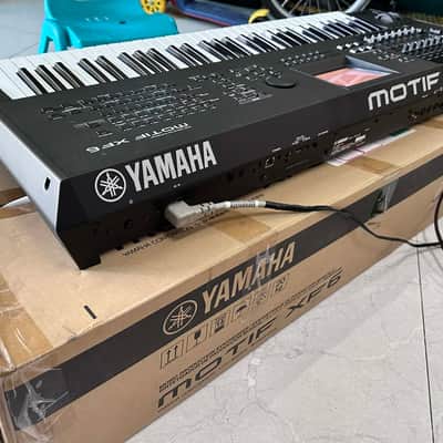 Yamaha Motif XF 6 Production Synthesizer 2010s - black like new full box
