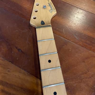 2006 Fender Strat Neck Maple Standard Stratocaster 9.5" Brass Nut image 4