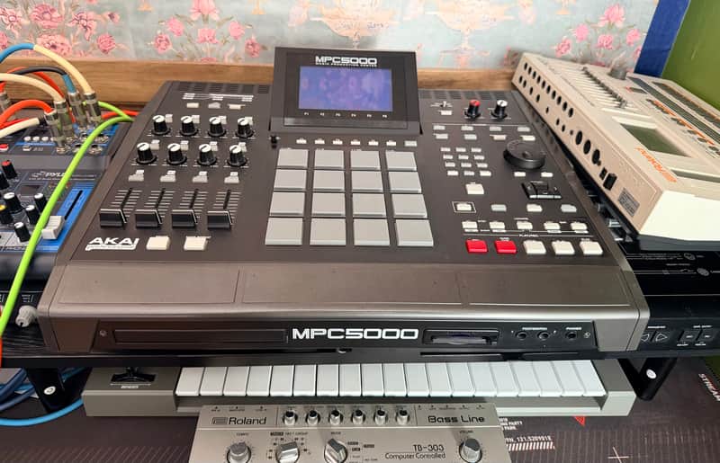Akai MPC5000 Music Production Center image 1