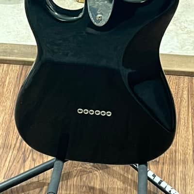1975 Fender Stratocaster - Black, Hardtail image 3
