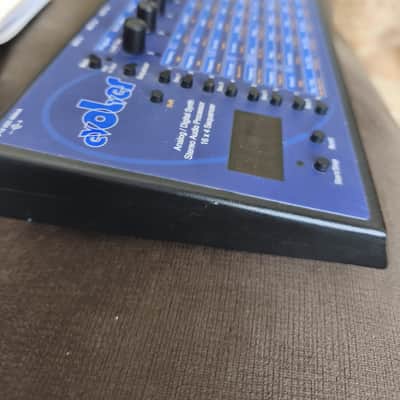 Dave Smith Instruments Evolver Desktop Monophonic Synthesizer 2002 - 2016 - Blue