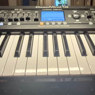 Behringer Matrix 12 2021