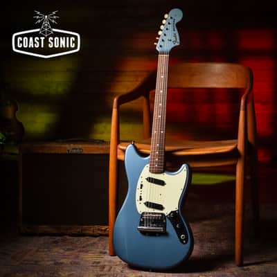 2006 Fender '69 Mustang Matching Headstock MG69 Japan CIJ Old Lake Placid Blue