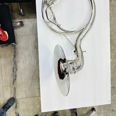 22” BBb Silver Brass Sousaphone – 3 Valve – High Polish Finish – With Case & Mouthpiece – New image 4