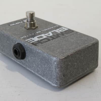 Electro-Harmonix Switchblade Nano A/B/Y Switcher / Signal Router Pedal image 4