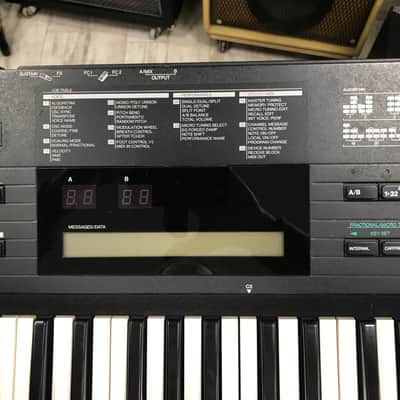 Yamaha DX7--IID 1985-1989 - Black image 4
