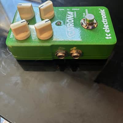 TC Electronic Corona Chorus 2011 - Present - Green image 3