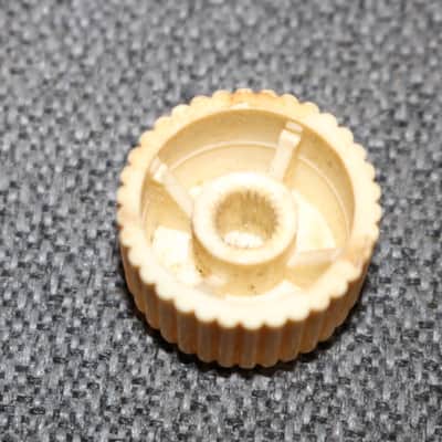 Vintage Original 1950s Cupcake Control Knob - Harmony ?? image 3