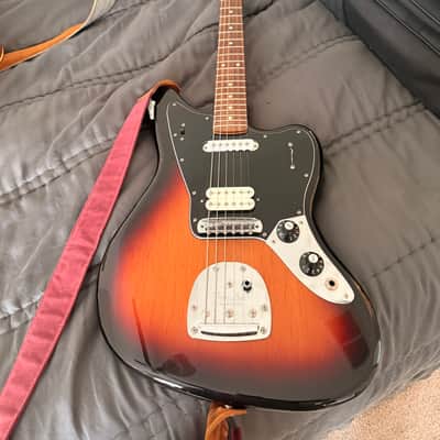 Fender Player Jaguar HS with Pau Ferro Fretboard 2018 - 2024 - 3-Color Sunburst image 1
