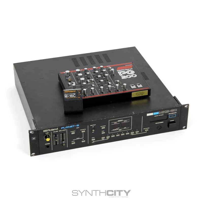 Roland MKS-30 w/ PG-200 Controller image 1