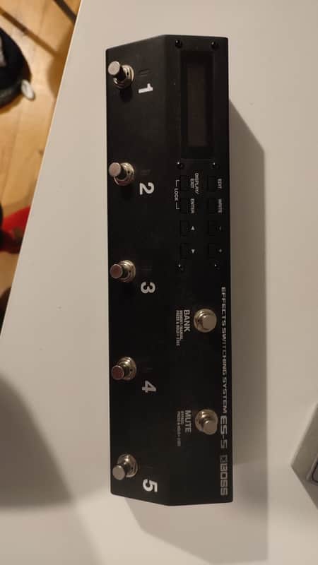 Boss ES-5 Effects Switching System