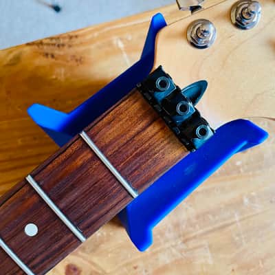Fender Stratocaster Neck Rosewood Board Locking Nut Fender Tuners 2000 Model image 3