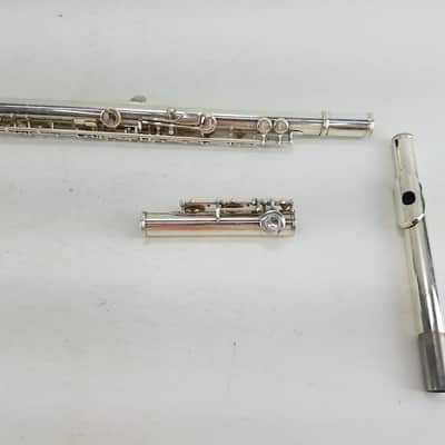 Yamaha YFL-225SII Flute, Japan, with case image 5