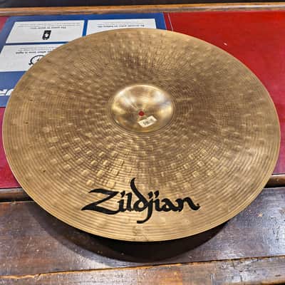 Zildjian Z3 22” Medium-Heavy Ride Cymbal image 5