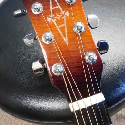 Alvarez 5237 Curly Maple 1990-1995 - Burst image 5